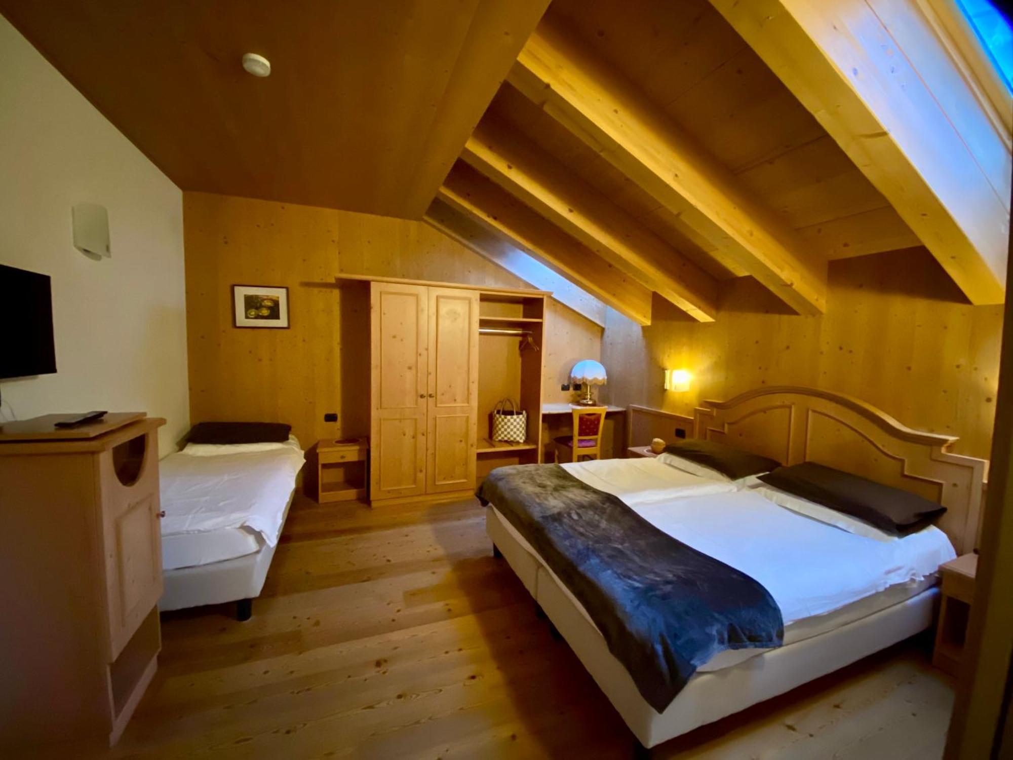 Hotel Pedranzini 산타카테리나발루프바 외부 사진